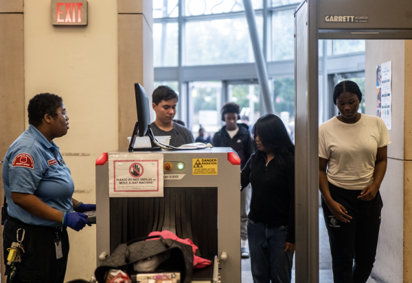 SAFETY CONCERNS - Students go through security at the JR main entrance. The beginning of SY24-25 had multiple security incidents.